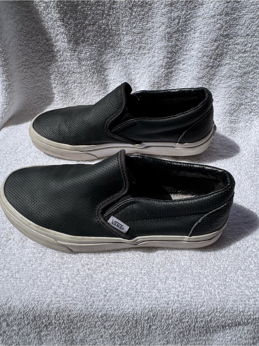 Vans Classic Slip-On Black Perforated Leather Shoes Women’s 7 Men’s 5.5